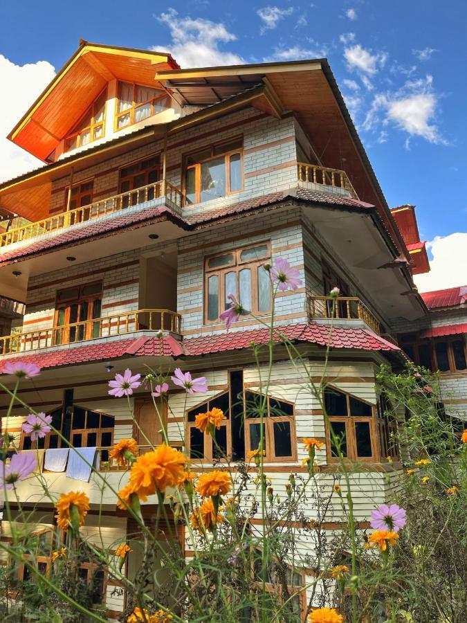 Hotel Anupam By Mid Orchard, Касоль Экстерьер фото